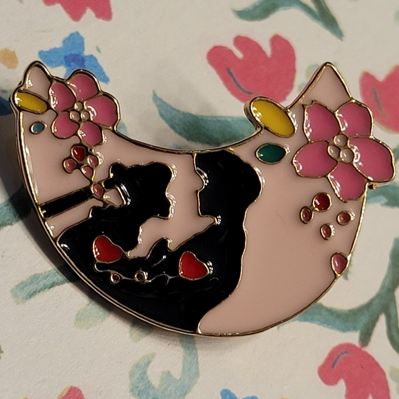 SAILOR MOON In Love 90s Anime & Manga Enamel Pin - Picture 3 of 11